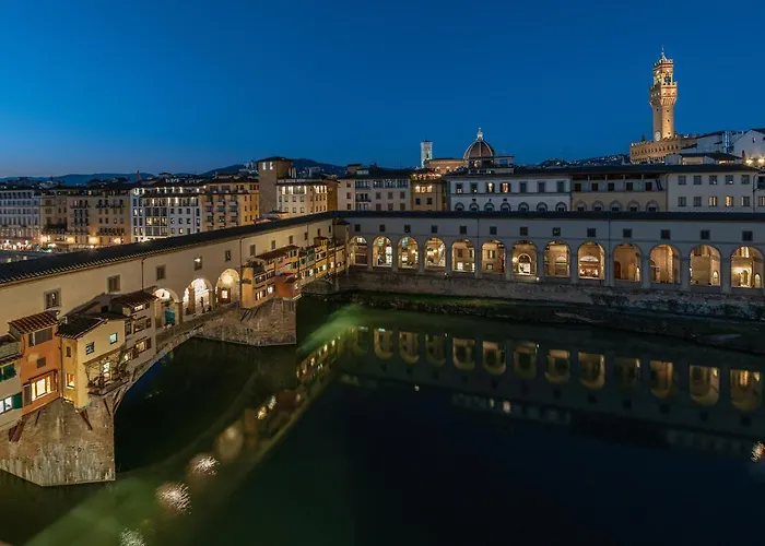 - Dreams Over Ponte Vecchio Floransa