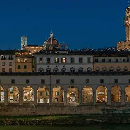 - Dreams Over Ponte Vecchio Appartement *